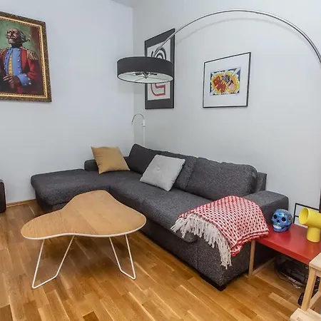 Stayplus 1br Smart, Comfy Apt By Oslomet University Appartement